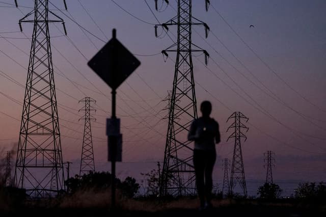 Blackout risk rises as heat wave stresses largest US electric grids