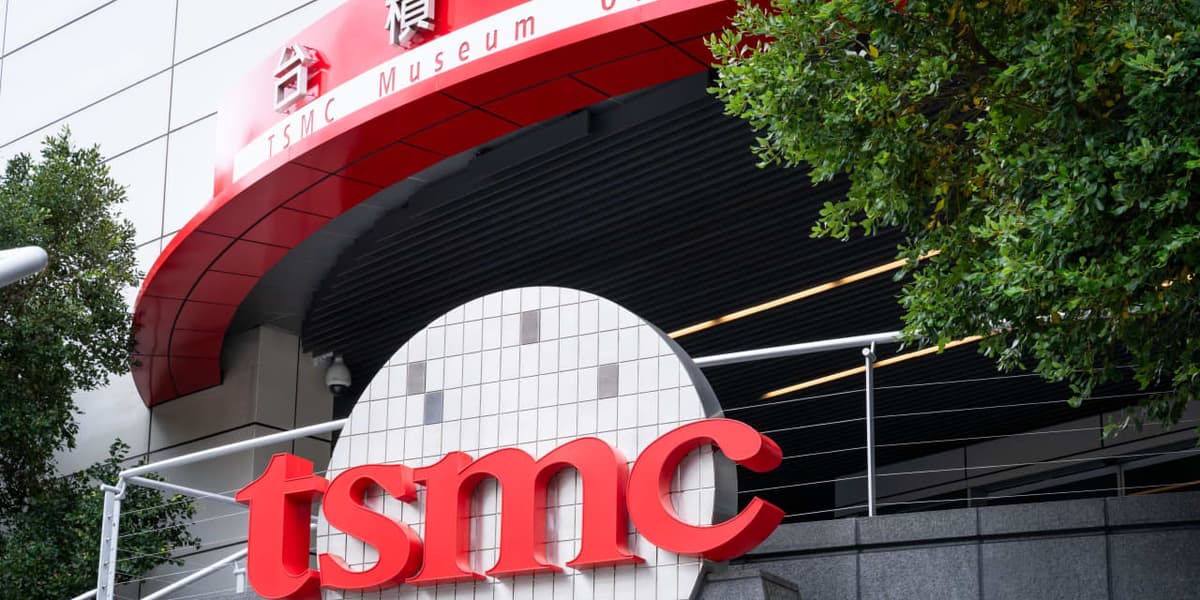 TSMC Stock Falls After Blowout Earnings. Musk Talks Could Offset AI Chip Fears.