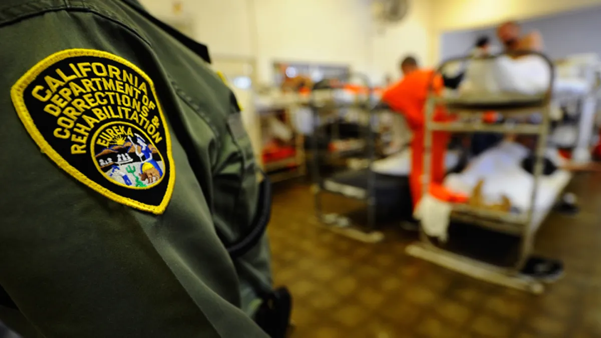 Correctional officer worked with drug trafficker to smuggle cocaine into LA County, DA says