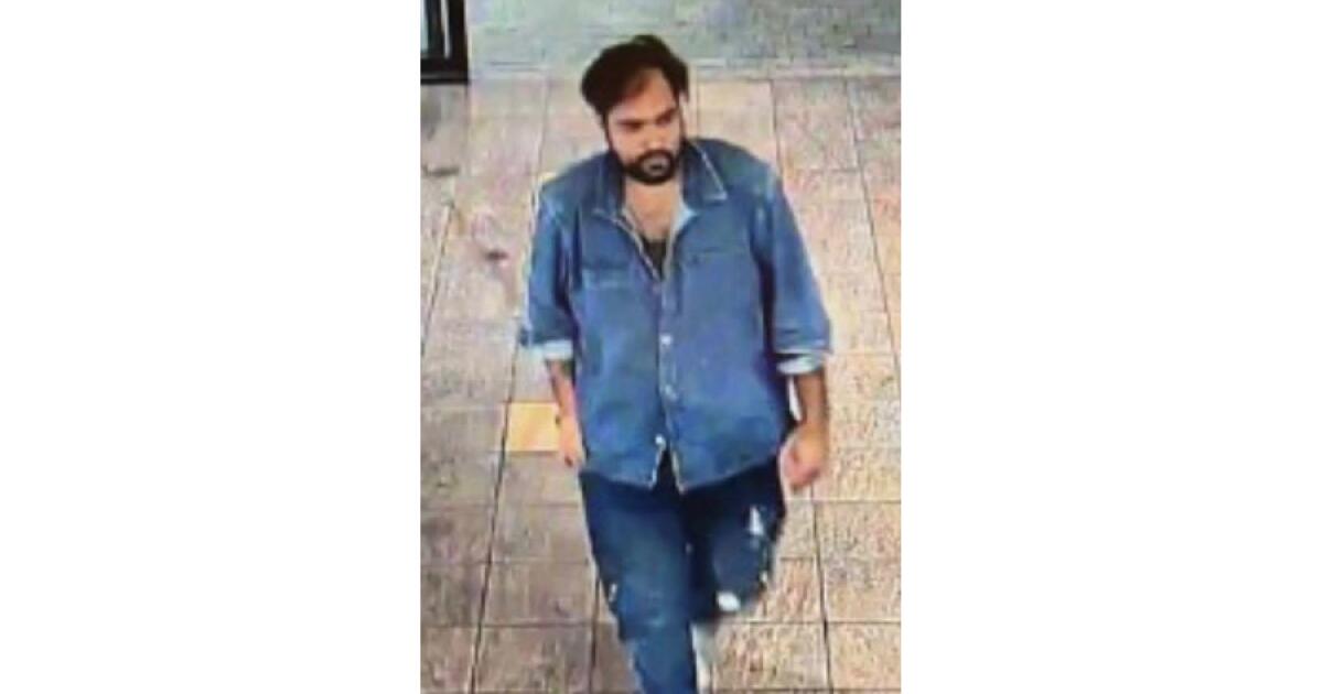 Man accused of sexually assaulting Whole Foods shopper in Valencia is arrested