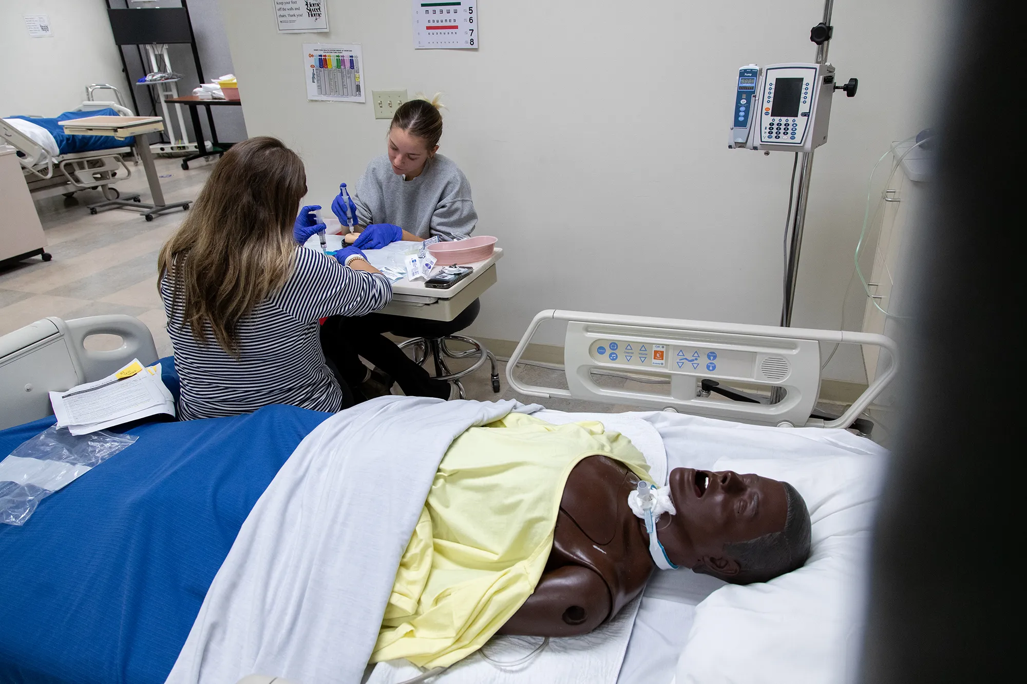 California faces a nursing shortage. Community colleges can help | Opinion