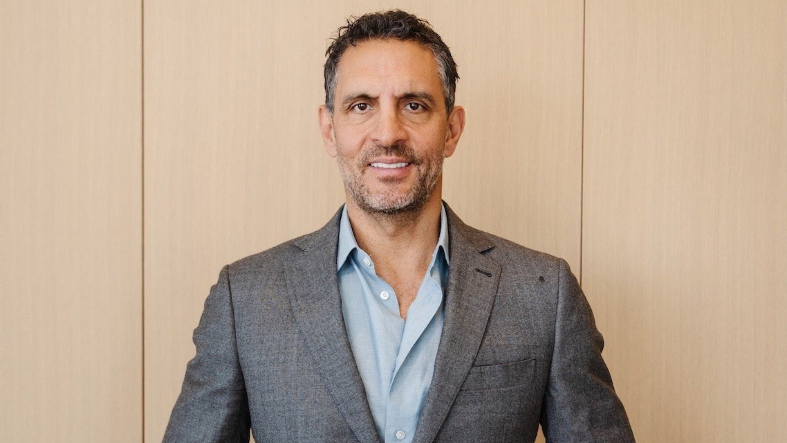 EXCL: Mauricio Umansky Issues Grave Warning About California's Wealth Taxes