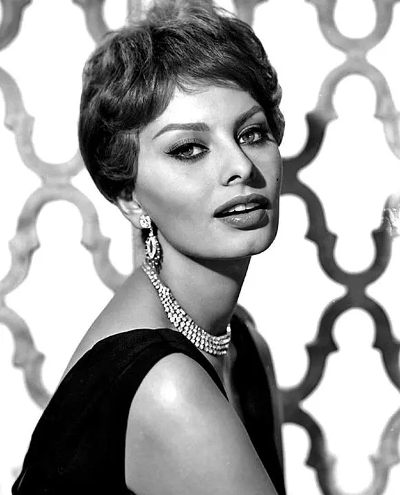 Sophia Loren Opens Season at Cerritos Center for the Performing Arts