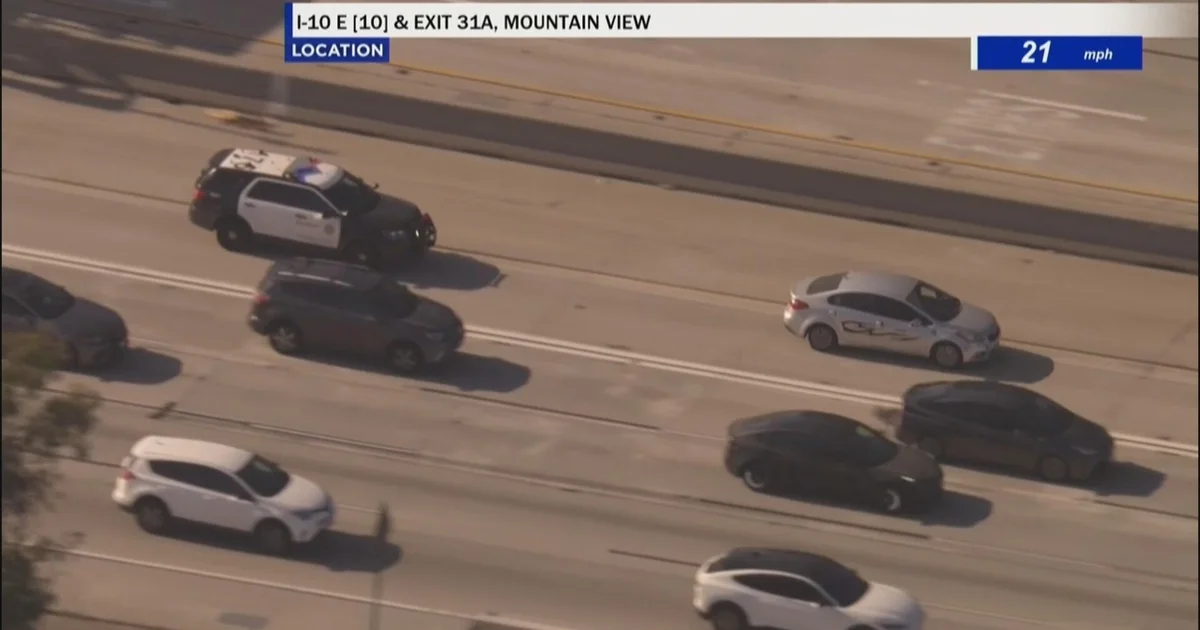 LA County deputies in pursuit of stolen vehicle in San Gabriel Valley