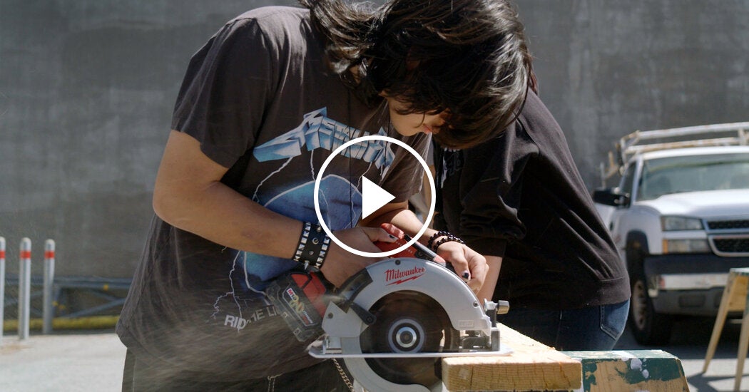 Video: Can California Convince Teens to Work in Construction?